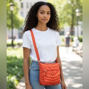 Coach Getaway‎ Zebra Print File Crossbody Shoulder Bag F77541